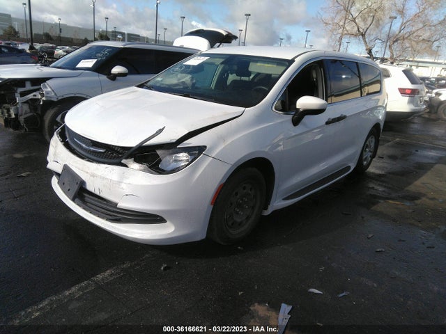 Chrysler PACIFICA L 2018 2C4RC1AG4JR113912 Image 2