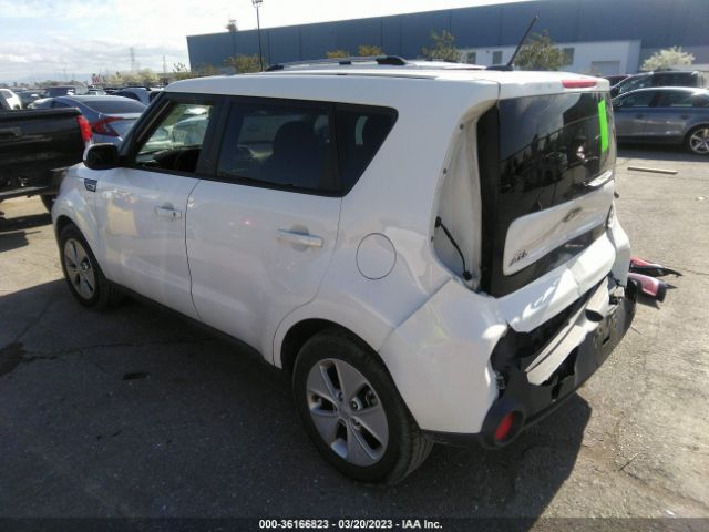 KNDJN2A2XF7135813 KIA Soul Base
