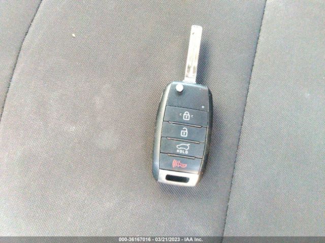 KNDJN2A26J7607336 KIA Soul Base