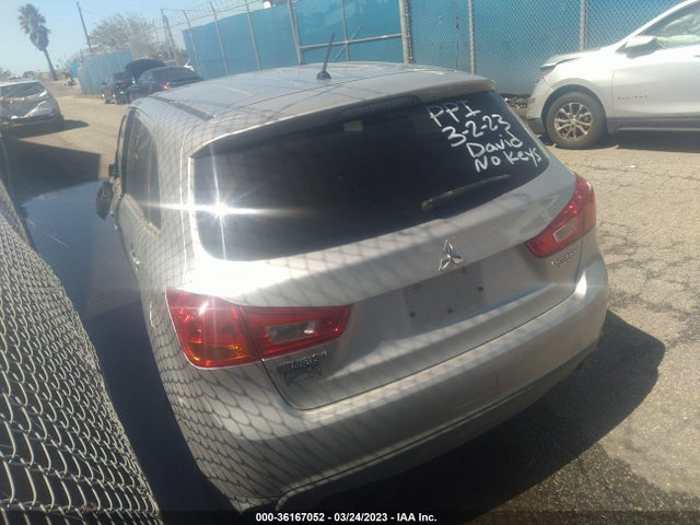 4A4AP3AU6FE014217 Mitsubishi Outlander Sport Es