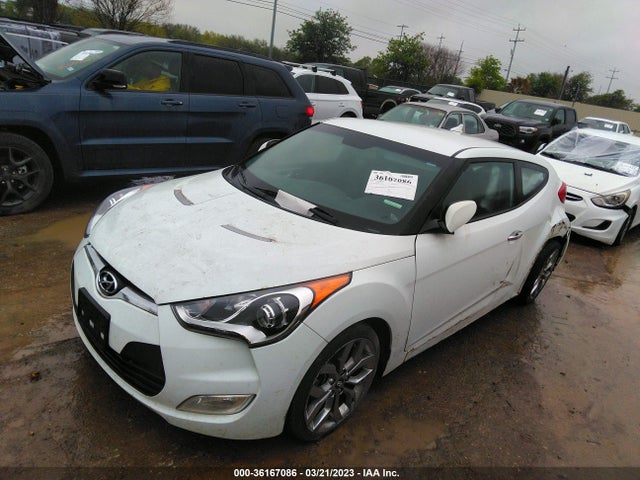 Hyundai Veloster Flex 2015 KMHTC6AD5FU218618 Image 2