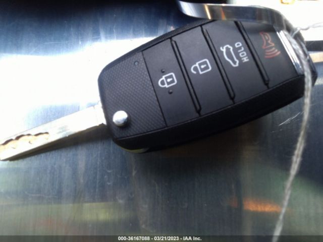 3KPA24AB9KE232970 KIA RIO S