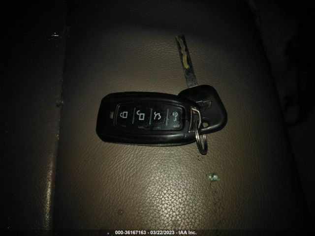 1GNSKHKC9JR209282 Chevrolet Suburban Lt