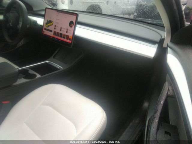 5YJ3E1EA2NF231013 Tesla MODEL 3
