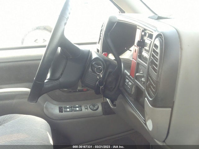GMC Yukon 1998 1GKEK13R3WJ719752 Image 3