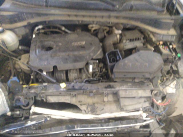 KNDPMCACXJ7421911 KIA Sportage Lx