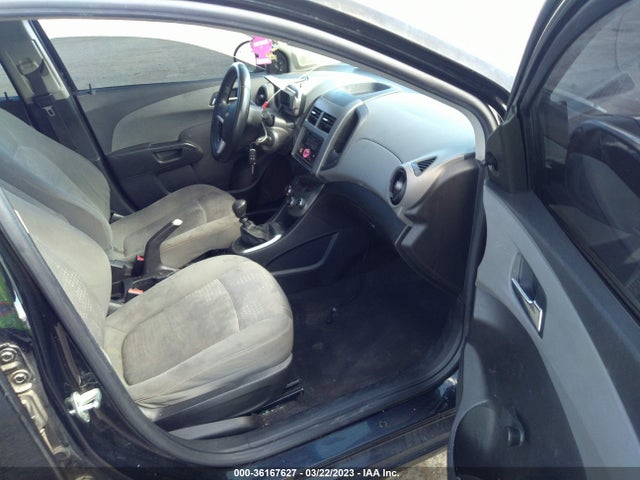 Chevrolet SONIC LS 2012 1G1JB5SHXC4125317 Image 6