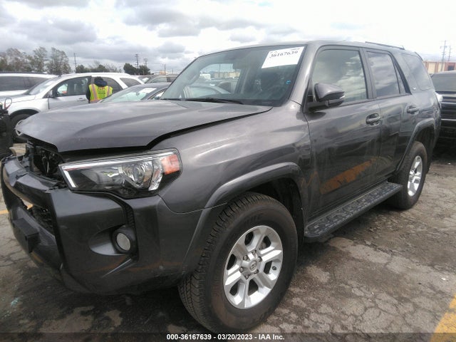 Toyota 4RUNNER SR5 2018 JTEBU5JR0J5571155 Image 2