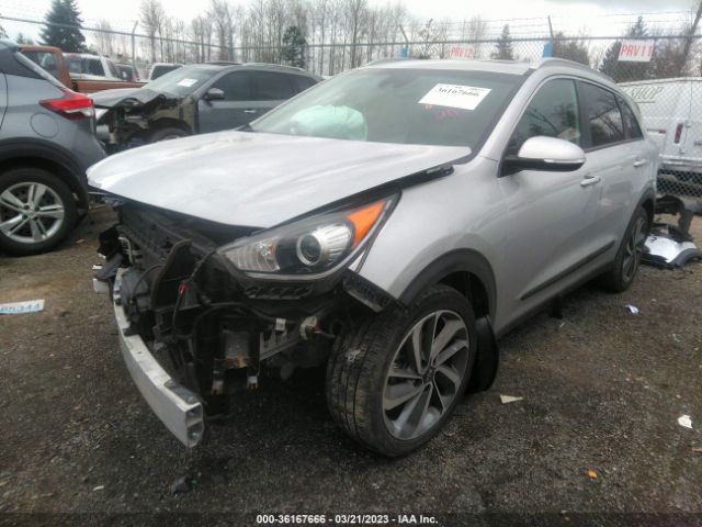 KNDCE3LC6H5050406 KIA Niro Touring