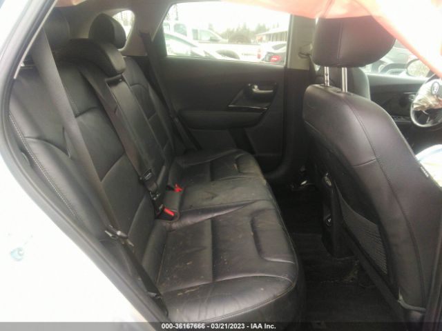 KNDCE3LC6H5050406 KIA Niro Touring