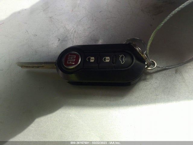 2016 Fiat 500e, VIN: 3C3CFFGE2GT197819