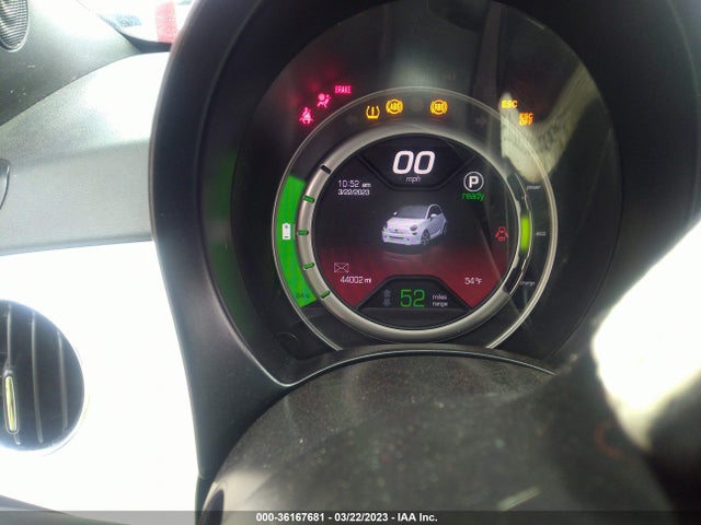 2016 Fiat 500e, VIN: 3C3CFFGE2GT197819