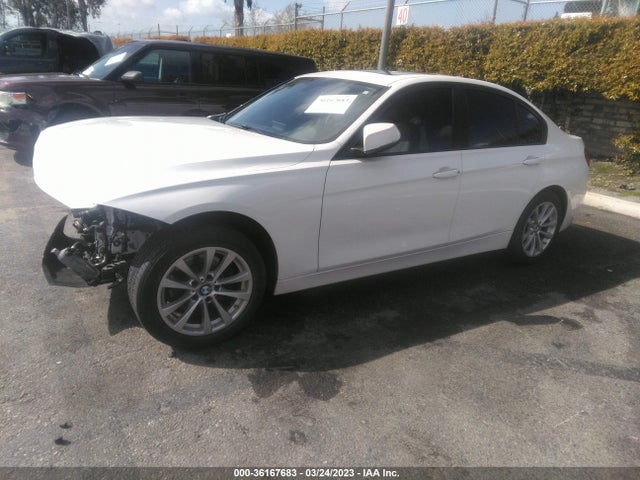 BMW 3 Series 320i 2017 WBA8A9C30HK864473 Image 2
