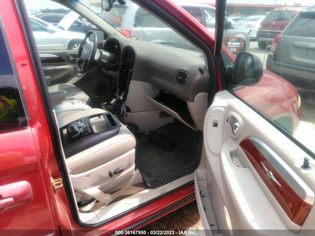 2005 CHRYSLER TOWN & COUNTRY LIMITED VIN: 2C8GP64L15R567430