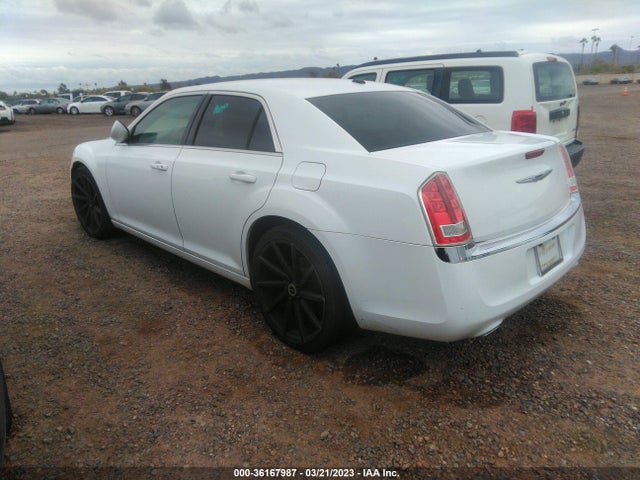 2C3CCAAG9EH381151 Chrysler 300