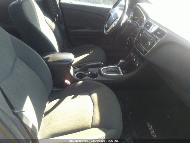 1C3BC1FG1BN616066 Chrysler 200 Touring