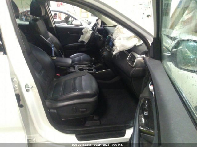 5XYPHDA55JG368145 KIA Sorento Ex V6
