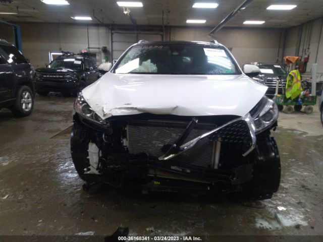 5XYPHDA55JG368145 KIA Sorento Ex V6