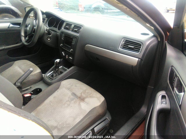 3VW2B7AJ0HM391398 Volkswagen Jetta 1.4t S