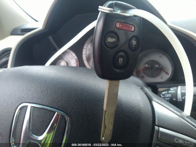 2010 HONDA PILOT EX-L VIN: 5FNYF3H50AB022313