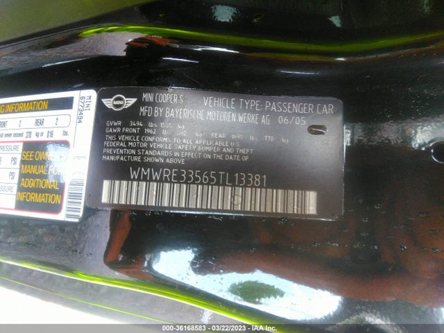 2005 MINI COOPER HARDTOP S VIN: WMWRE33565TL13381