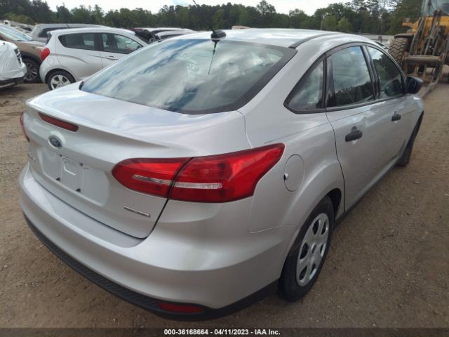 1FADP3E22GL404618 Ford FOCUS S