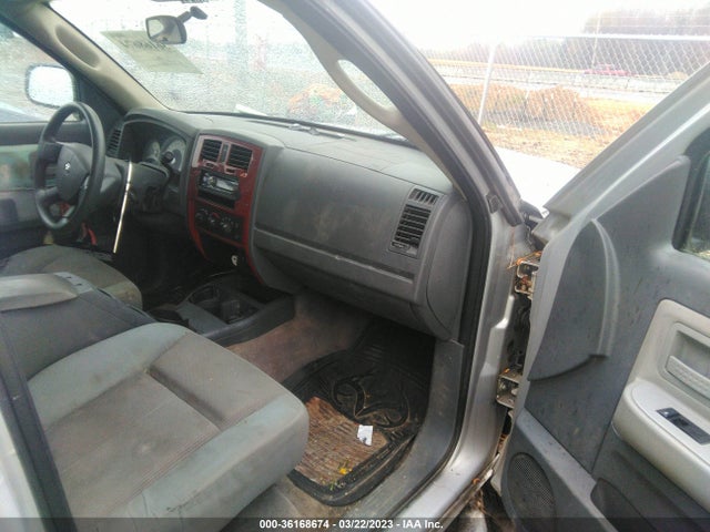 Dodge DAKOTA SLT 2005 1D7HW48N65S169871 Image 5