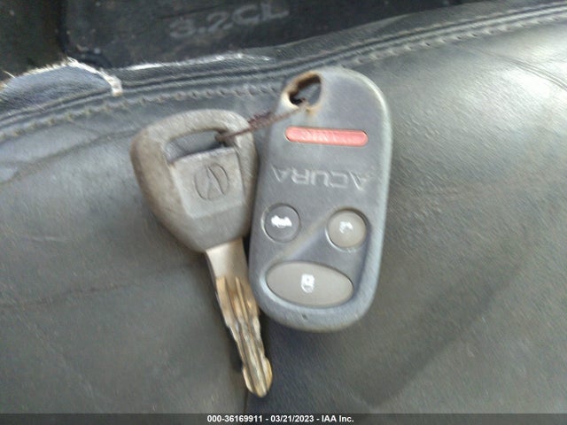 2001 ACURA CL VIN: 19UYA42451A026887