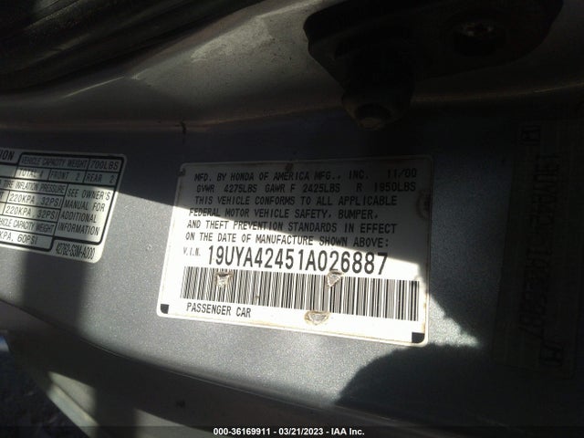 2001 ACURA CL VIN: 19UYA42451A026887