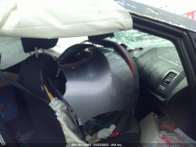 KNAFX4A80F5305055 KIA FORTE EX