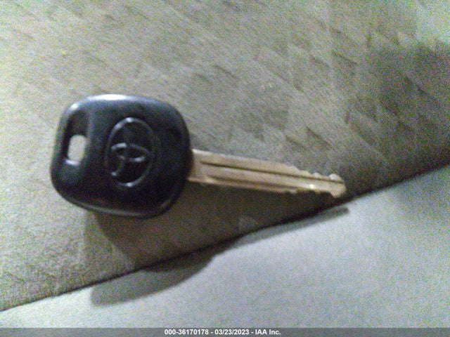 2009 TOYOTA COROLLA BA VIN: 2T1BU40E89C135018