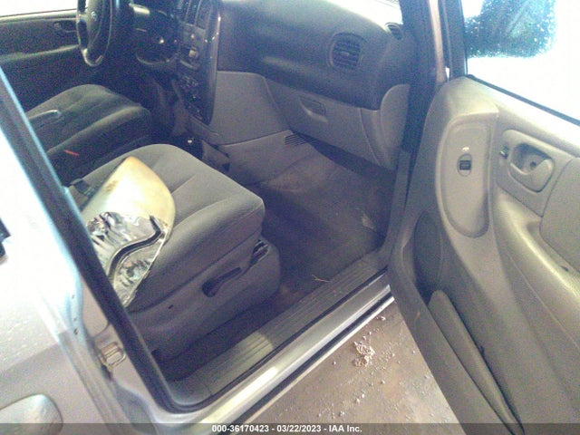 2005 DODGE GRAND CARAVAN SXT VIN: 2D4GP44L15R148180