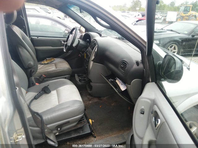 Dodge Grand Caravan Sxt 2004 2D4GP44L94R534151 Image 6