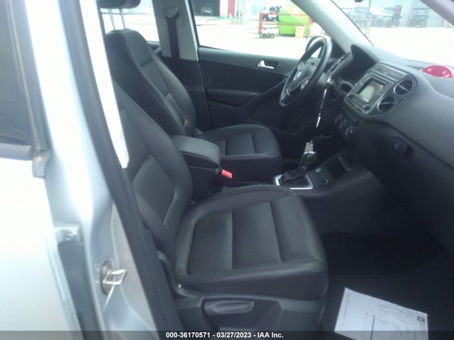 WVGAV7AX3GW597240 Volkswagen TIGUAN S