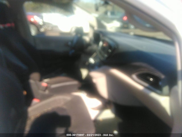 Chrysler Voyager L 2021 2C4RC1AG1MR513298 Image 5