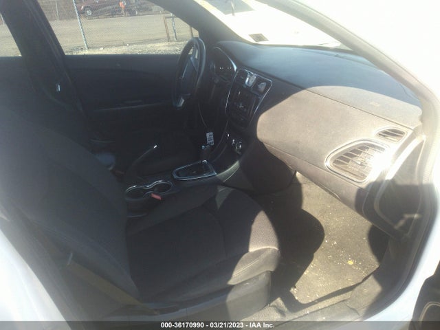 1C3CCBBB0EN132219 Chrysler 200 Touring