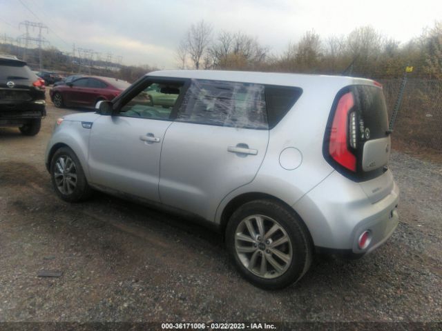 KNDJP3A59J7586783 KIA SOUL +