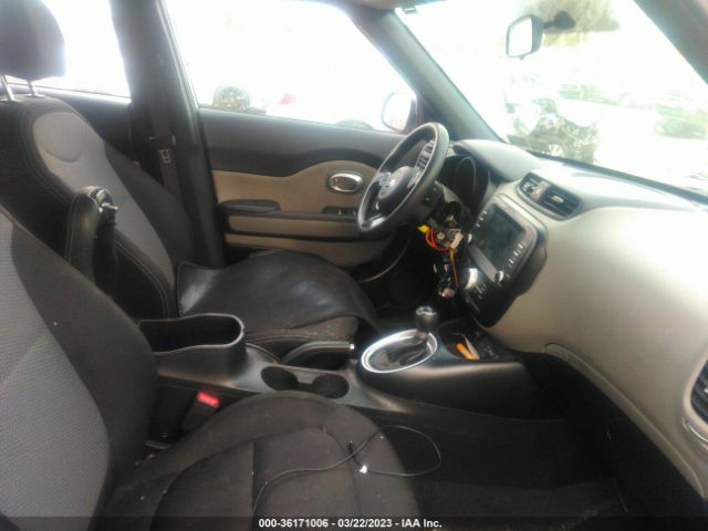KNDJP3A59J7586783 KIA SOUL +