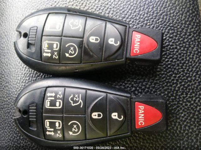 2C4RDGCG2KR717134 Dodge Grand Caravan Sxt
