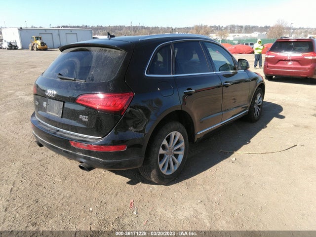WA1LFAFP2FA029244 Audi Q5 Premium Plus