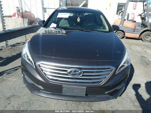2015 HYUNDAI SONATA 2.4L SE VIN: 5NPE24AF0FH164807