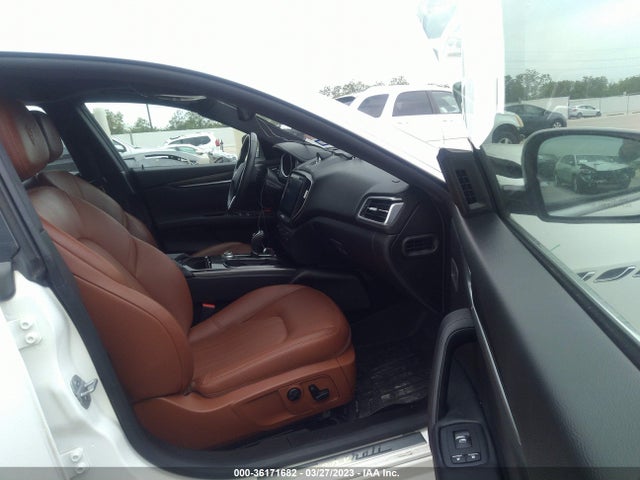 2018 Maserati Ghibli, VIN: ZAM57XSA0J1270952