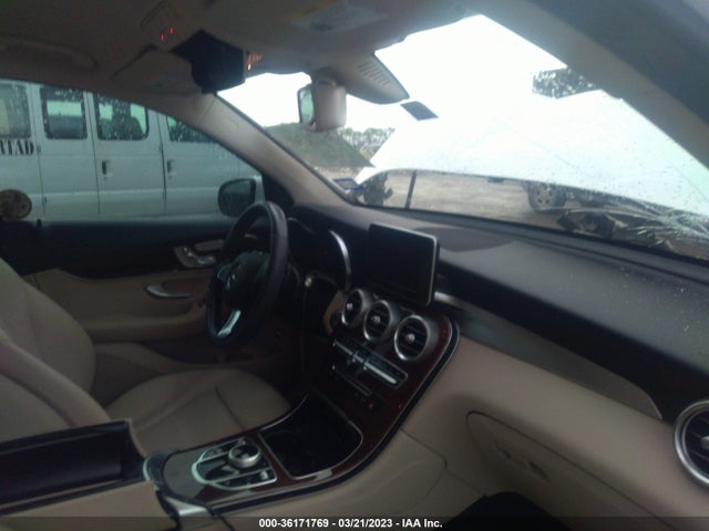 WDC0G4JB4KV121584 Mercedes-Benz Glc Glc 300