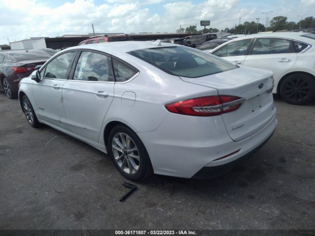 3FA6P0LU9KR203790 Ford Fusion Hybrid Se