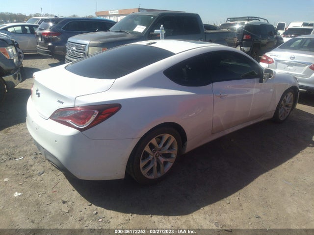 2014 Hyundai Genesis, VIN: KMHHT6KD9EU121487