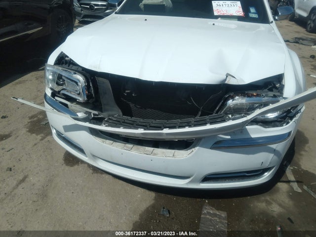 Chrysler 300 Uptown Edition 2014 2C3CCAAG2EH343079 Image 7