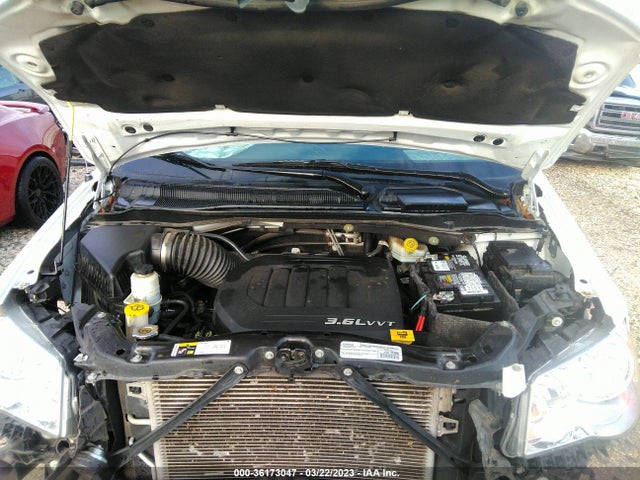 2C4RC1JG3FR721153 Chrysler Town & Country Limited