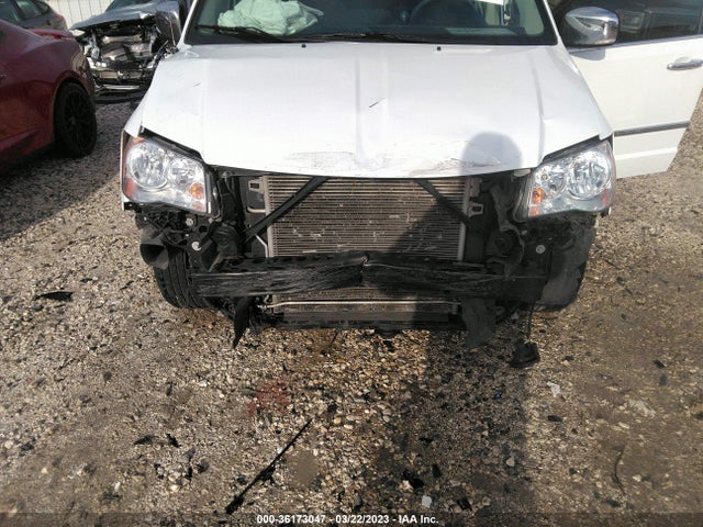 2C4RC1JG3FR721153 Chrysler Town & Country Limited