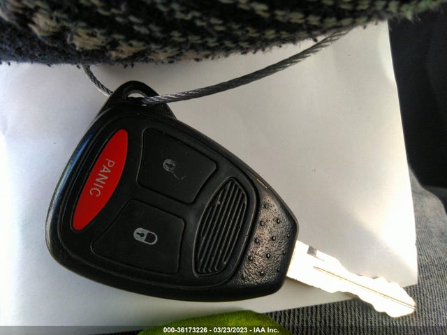 2005 DODGE DURANGO SLT VIN: 1D4HD48N75F614128