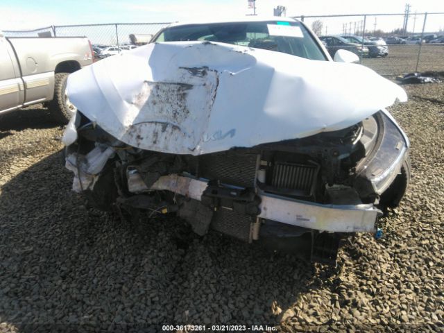 5XXG14J28NG143805 KIA K5 LXS